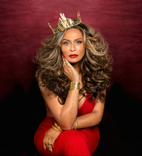 Beyoncé Her Mother Tina Gives A Sexy Shoot For A Magazine